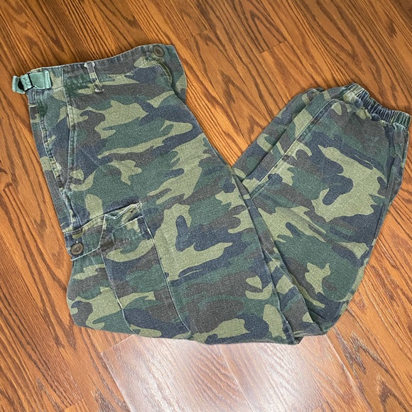 Green camo pants - Picture 2 of 5